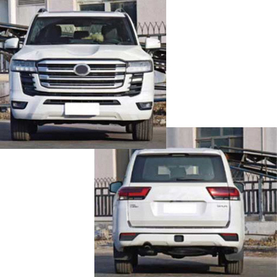 2023 Toyota Land Cruiser LC300 Parachoques traseros debajo de la carrocería con color LC300 y montaje de automóviles