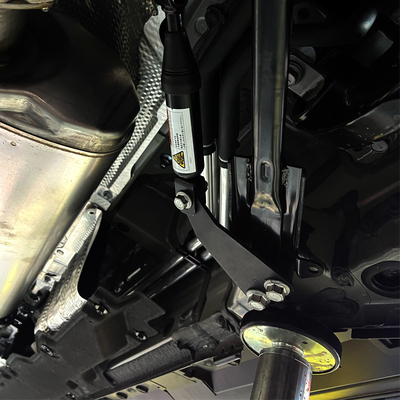 Mejorar la estabilidad de Toyota con chasis de equilibrio amortiguador y barras de equilibrio LM